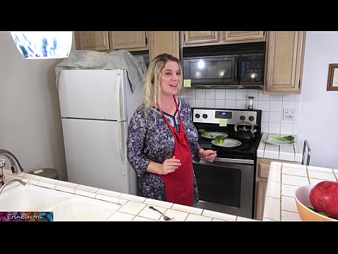 ❤️ A madrasta o ordenha na cozinha antes de sua data ❤ Porno em nós pt-br.hochu-sex-tomsk.ru ️❤