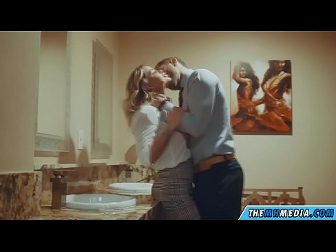 ❤️ Quando uma loira peituda o seduz em um banheiro público ❤ Porno em nós pt-br.hochu-sex-tomsk.ru ️❤